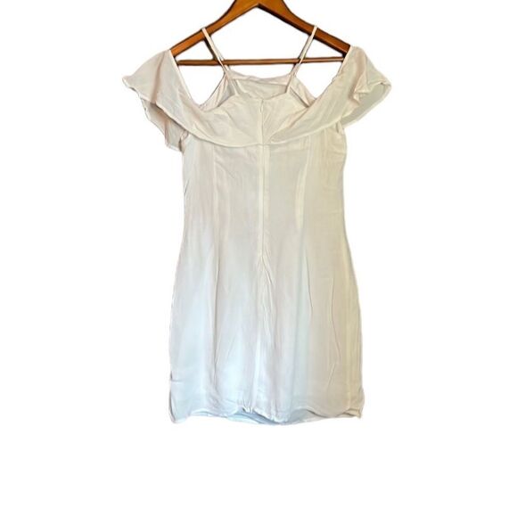 3 for $30! BB Dakota white off the shoulder mini dress - Picture 7 of 8